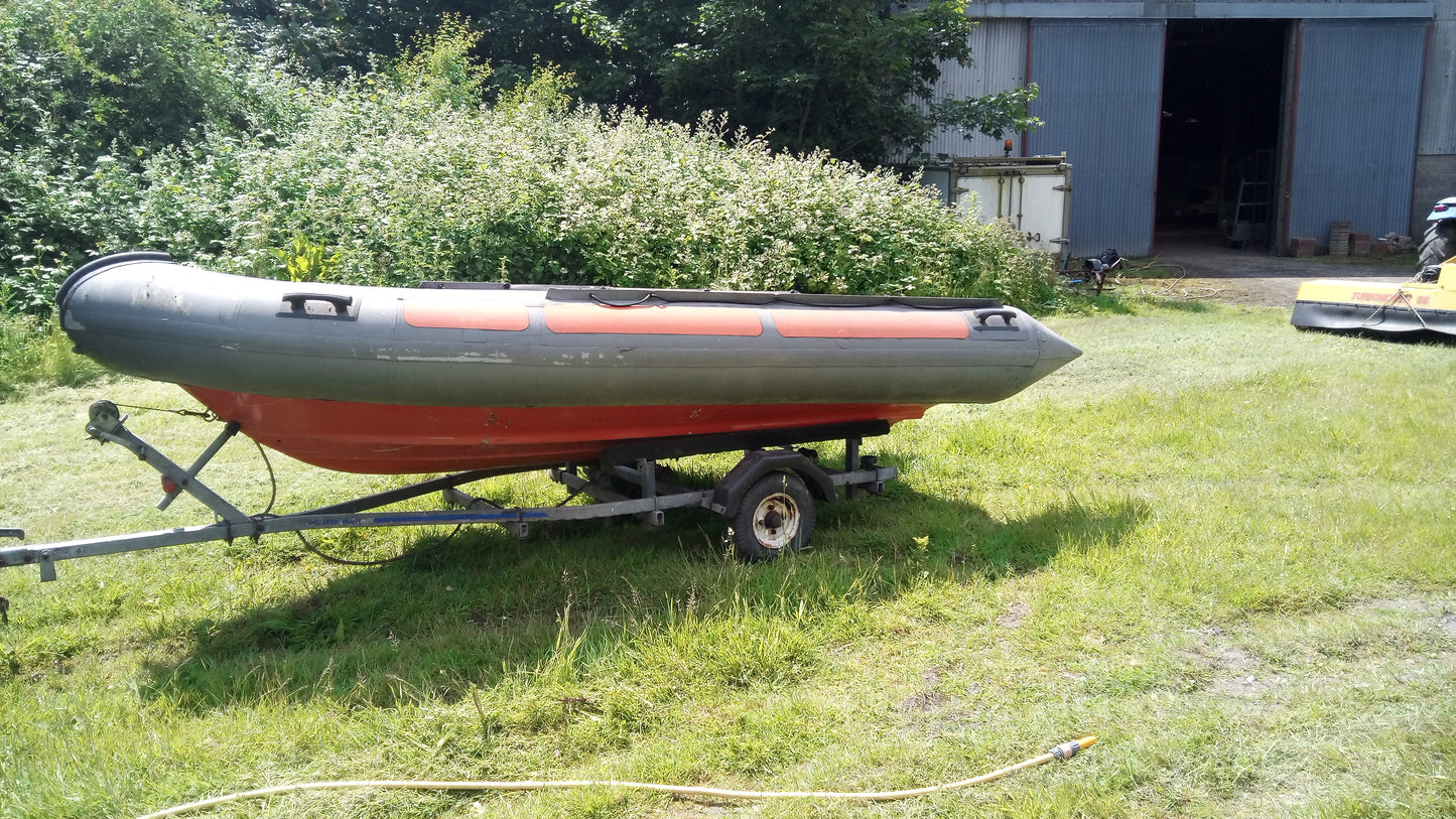 Avon SR4 RIB hull